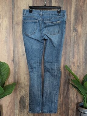 White House Black Market Blue Distressed Slim Jeans 6R       Q258